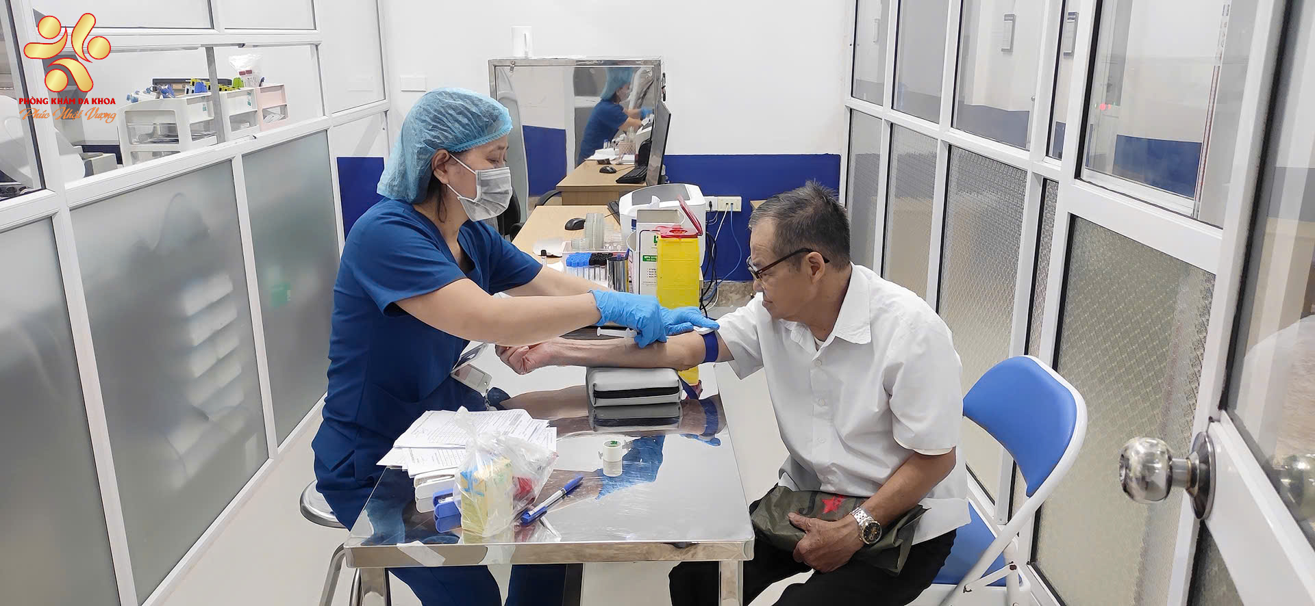 Đội ngũ kỹ thuật viên xét nghiệm